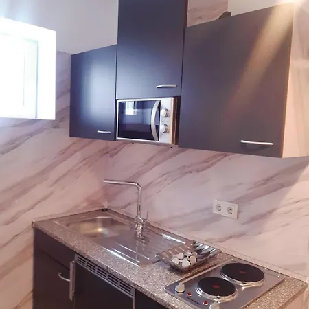 Wohngut-city 3 Fuer Max 5 Personen Inklusive Parkplatz